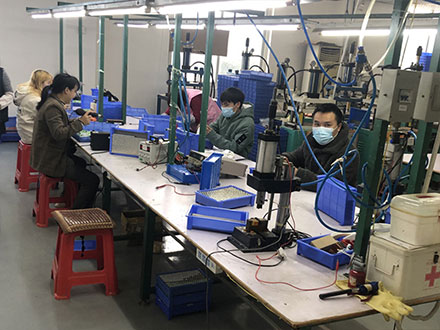 USB rechargeable battery in production